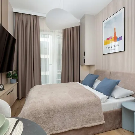 Beige By The River In With Balcony By Renters * Szczecin