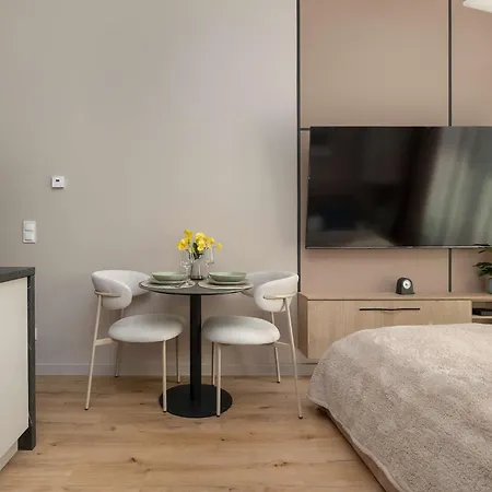 Beige By The River In With Balcony By Renters * Szczecin